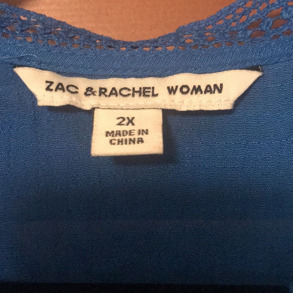 Zac & Rachel Plus Top - Picture 2 of 6